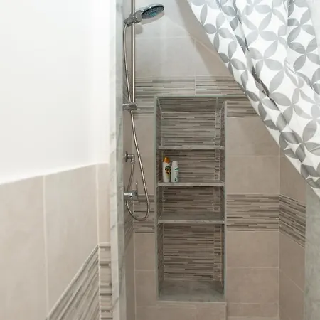 La Maison A La Cathedral 아파트